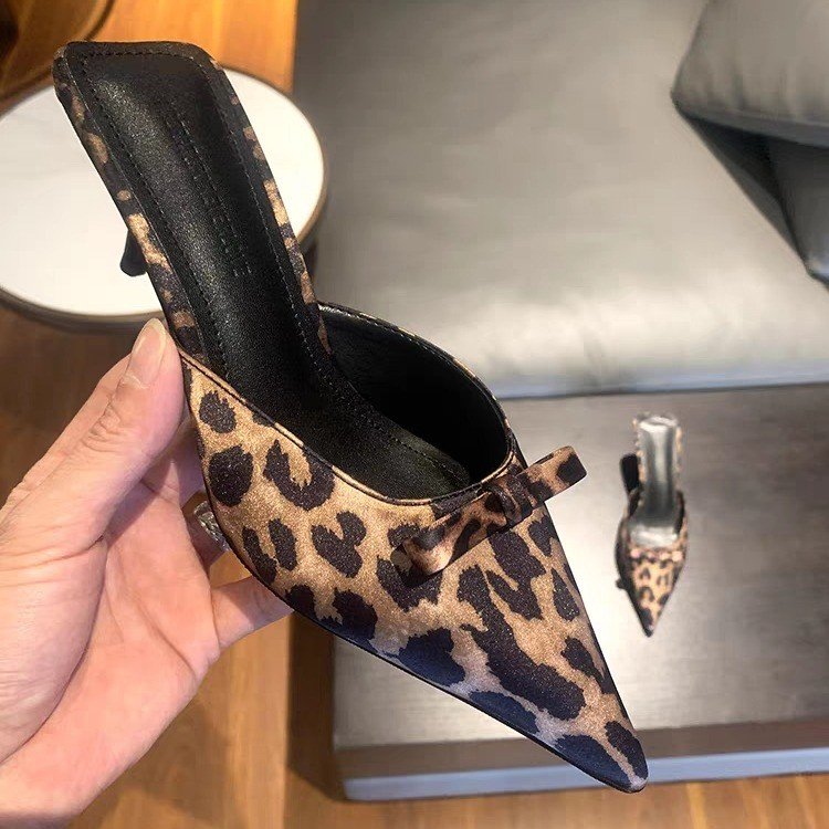 Damen-Slipper mit Leopardenmus – Ethnic Fashion Women Bewertung und Preis