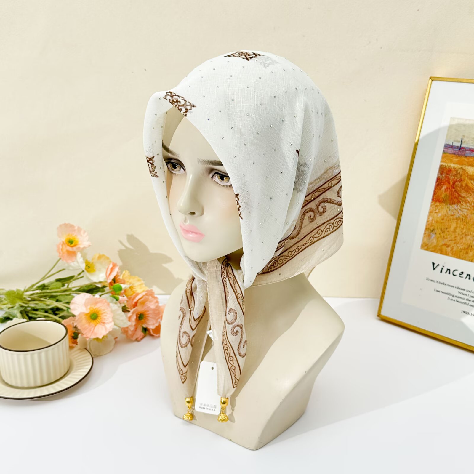 Weißer Ethnischer Hijab mit Bo – Go Ethnic Fashion Bewertung und Preis