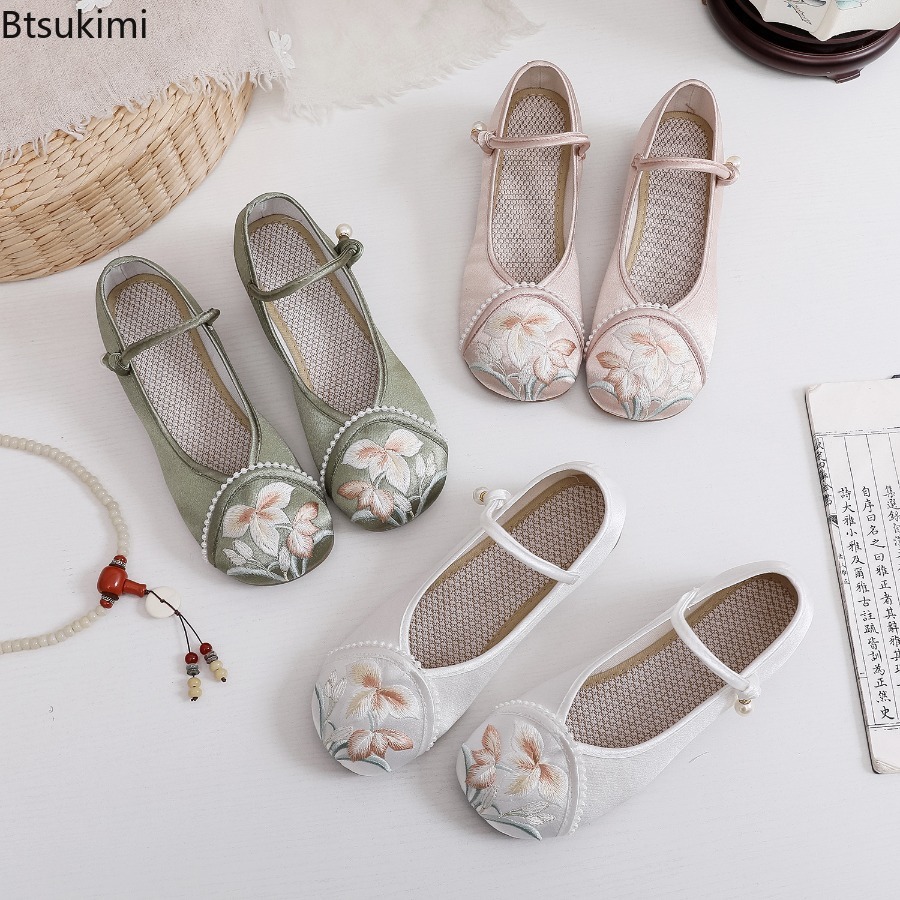 Modische bestickte Damenschuhe – Ethnic Fashion Women Bewertung und Preis