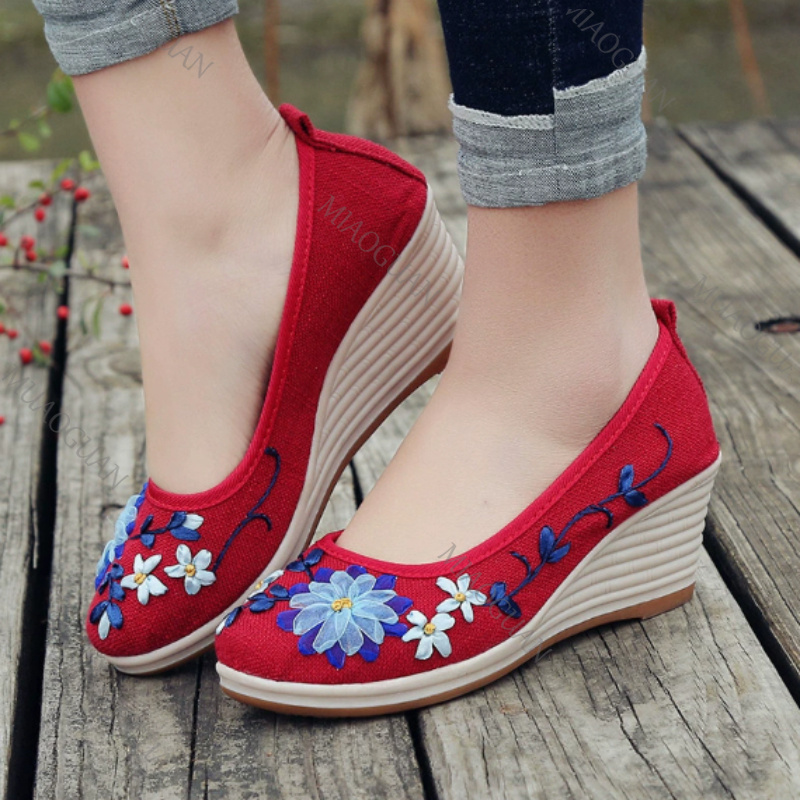 Bestickte Damen-Komfort-Keilab – Ethnic Fashion Women Bewertung und Preis